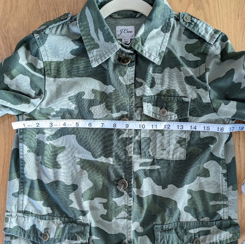 J. Crew Women's Camouflage Light Jacket - Picture 7 of 7